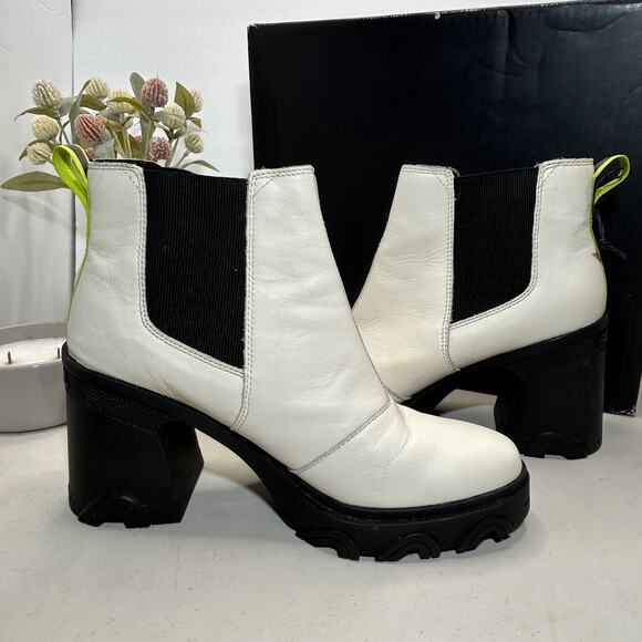 Sorel Brex Chelsea Pull On Leather Waterproof Boot Cream/Black Women 11 - Picture 7 of 10